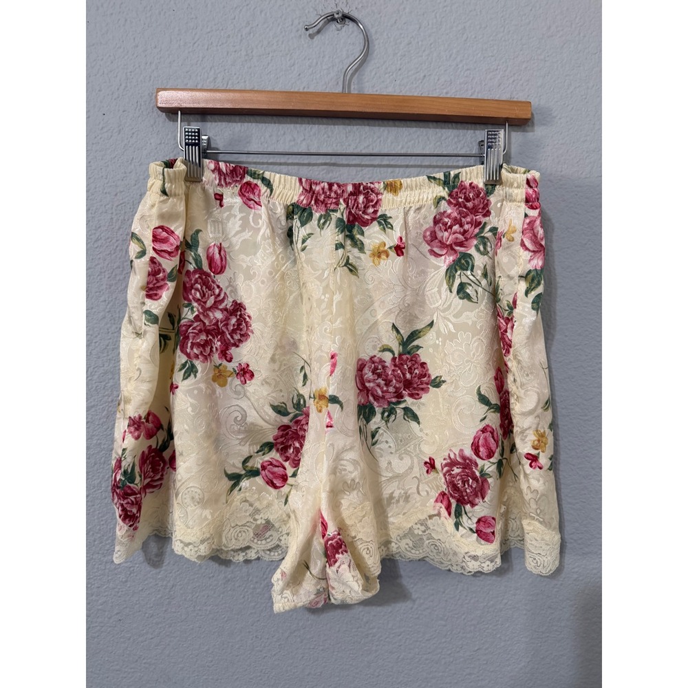 Vintage 90s Lingerie & Co Pink Floral Rose Lace Trim Pajama Shorts Cream Large